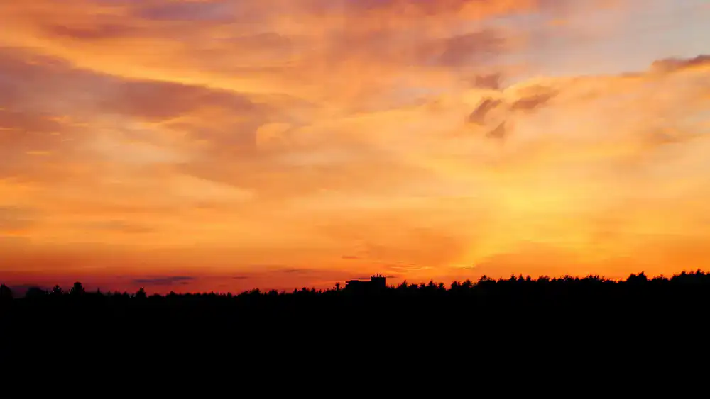 Sky rendering engine showing sunset colors